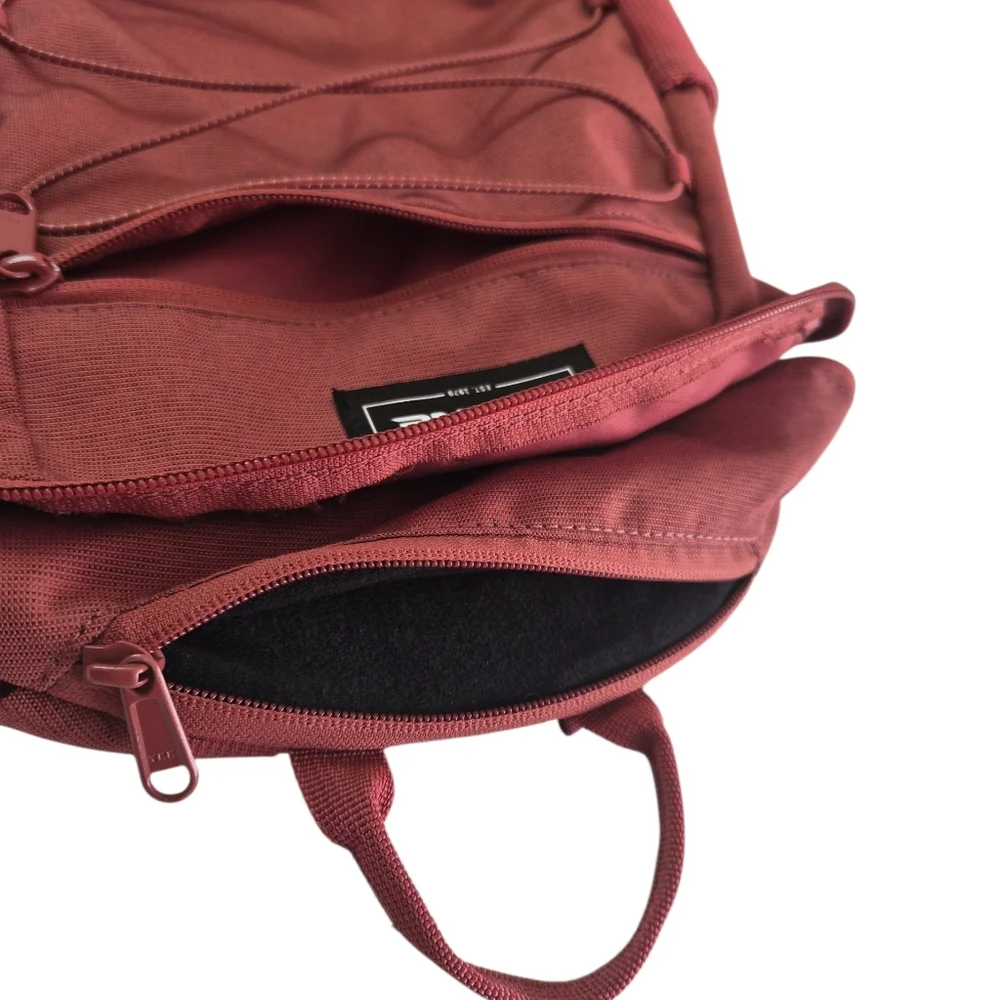 Dakine color rust